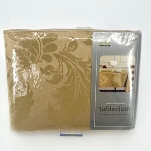 Martha Stewart Everyday Gold Royal Damask Oblong Table Cloth 60 x 84 in MFD:2007